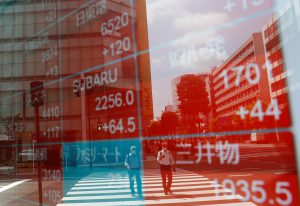 Asian Stocks Slip on China Data, Ukraine Talks, Covid