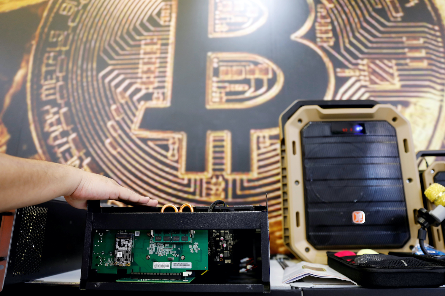 Bitcoin plunges on China mining fears and concern about regulation