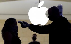 Apple Sees Best Year in India – Economic Times