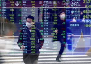 China Gains, Fed Cut Bets Lift Asian Shares to Highest in a Year