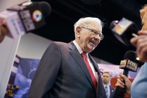 Berkshire Hathaway Continues BYD Sale Offloading 1.1m Shares