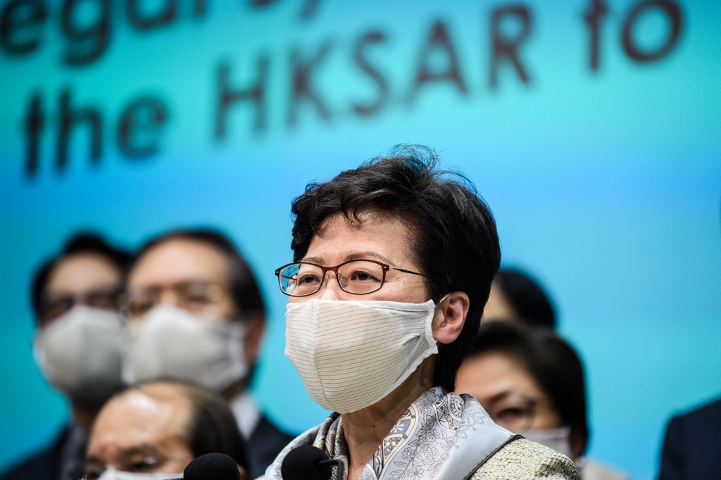 Hong Kong to Focus on Elderly as Covid-19 Deaths Rise