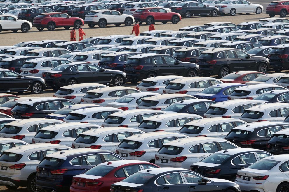 Chinese car production slumps