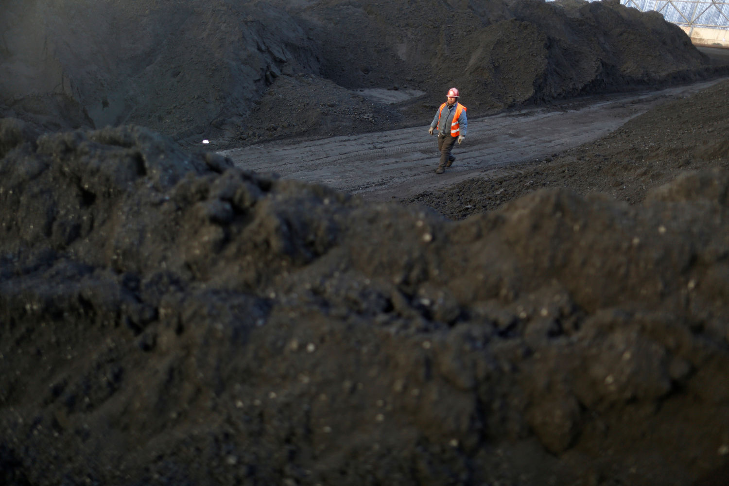 China coal strategy hits importers and consumers, data show