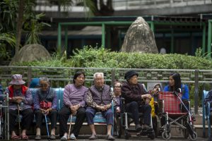 China helping its 300m elderly to cross the ‘digital divide’