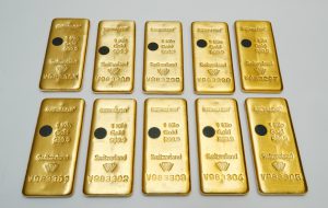 Gold will glitter amid looming stagflation
