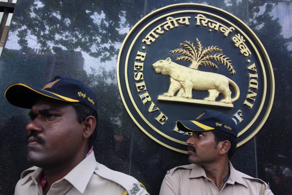 India banks on the RBI to nurture recovery