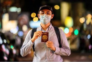 China Pushes Hong Kong Elite to Give up Western Passports – FT