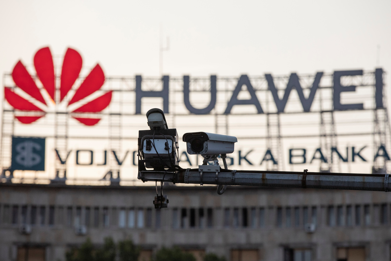 Huawei ready to reveal inner workings to show no security threat
