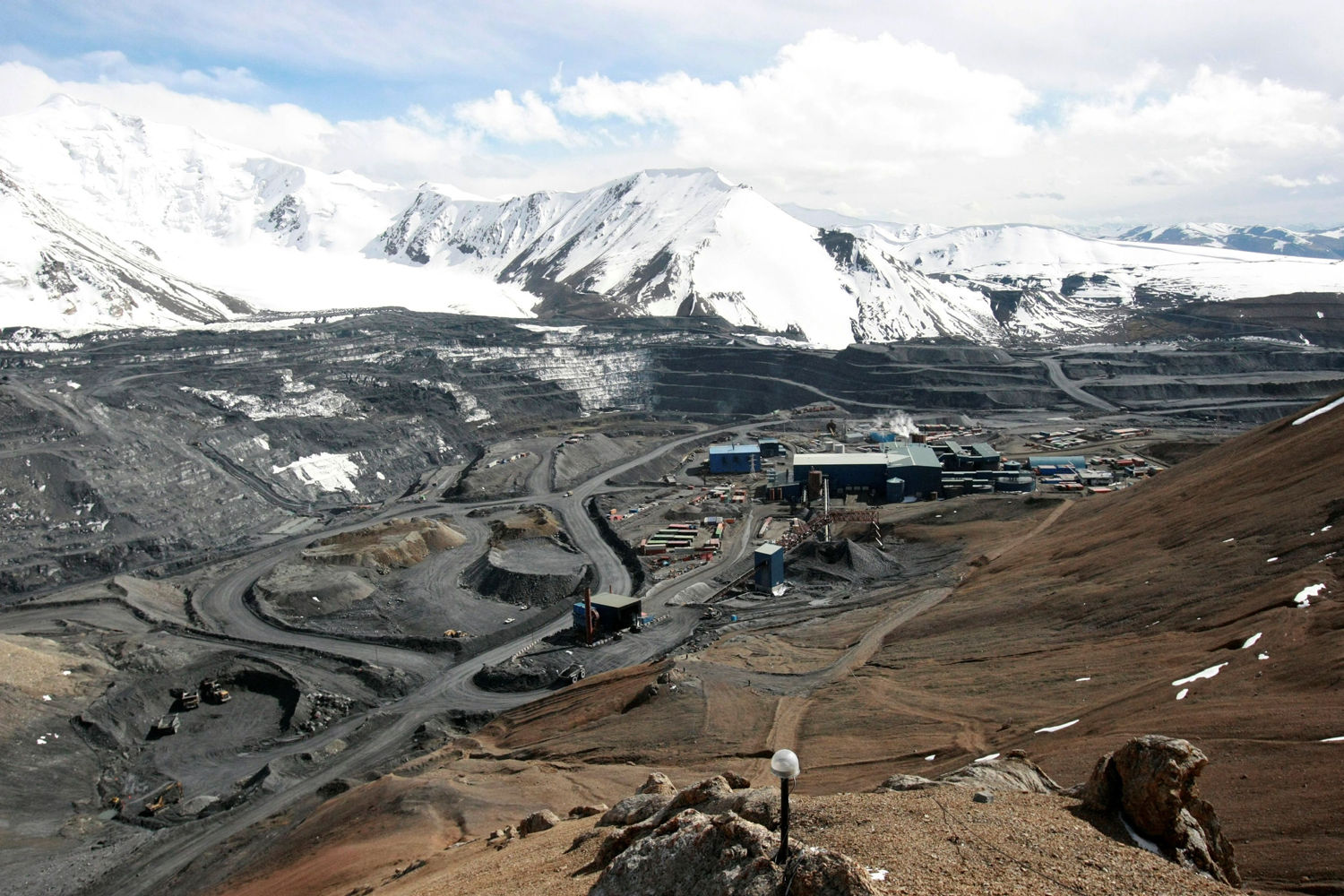 Kyrgyzstan ‘Open to Settling’ Centerra Gold Mine Dispute