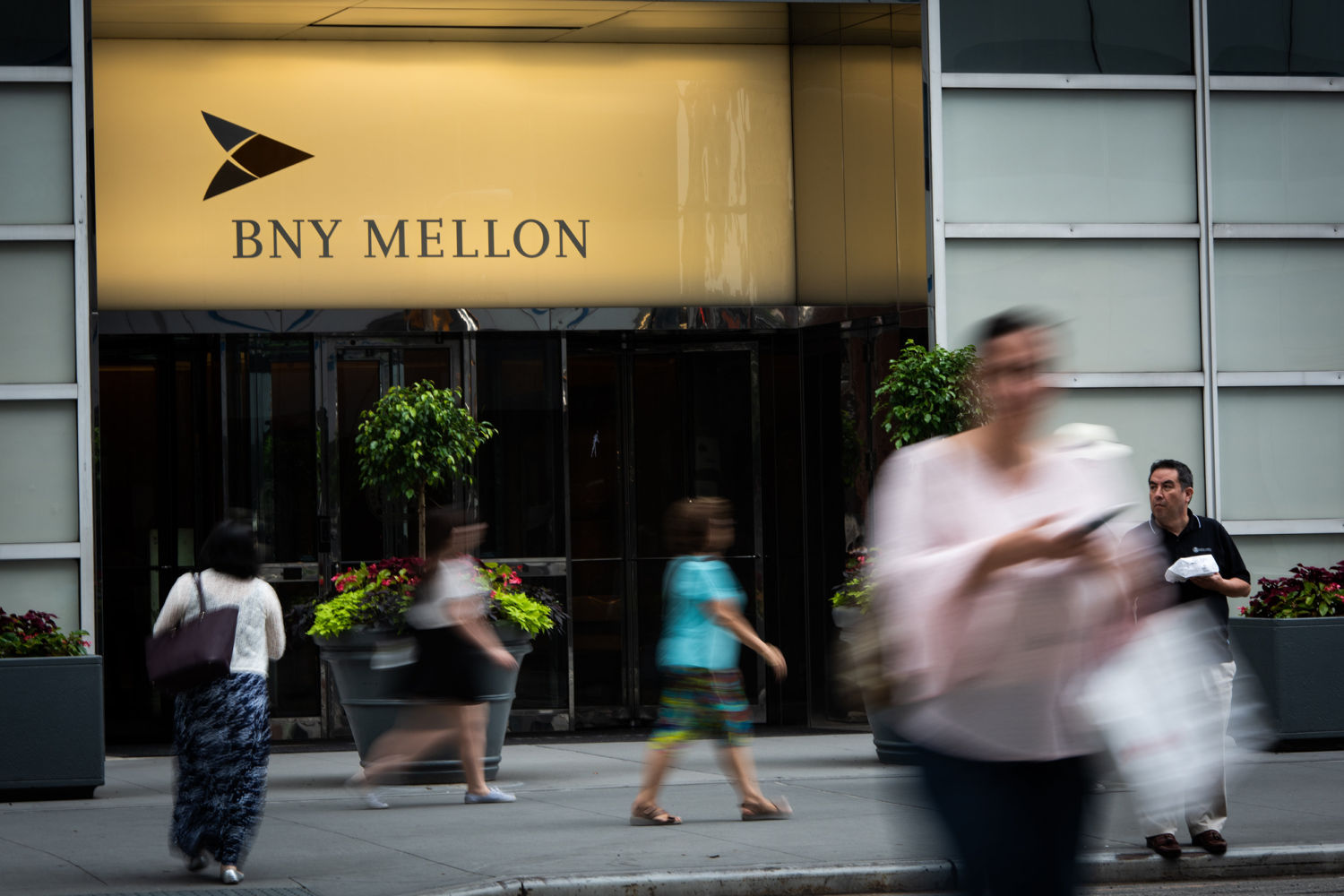 BNY Mellon joins institutional surge of acceptance for bitcoin