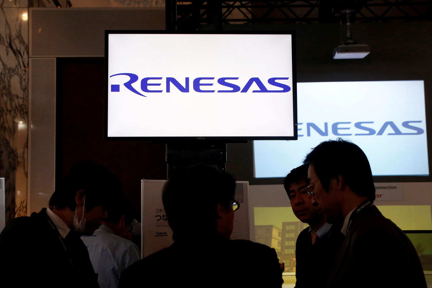 Japan’s Renesas to buy Apple supplier Dialog for$6bn