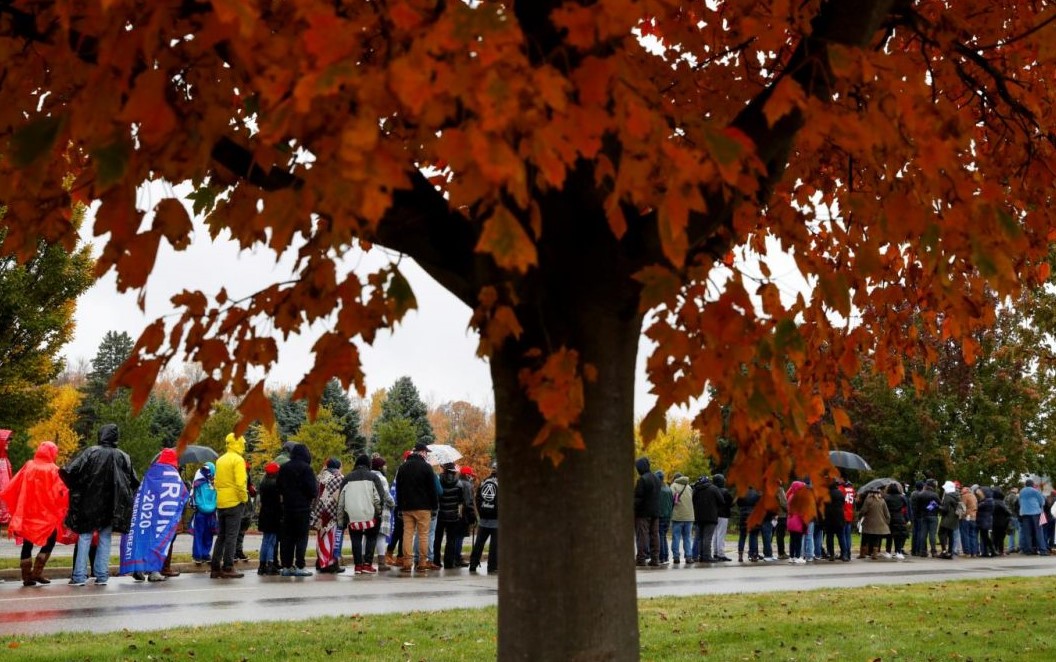 US election suspense stokes market volatility