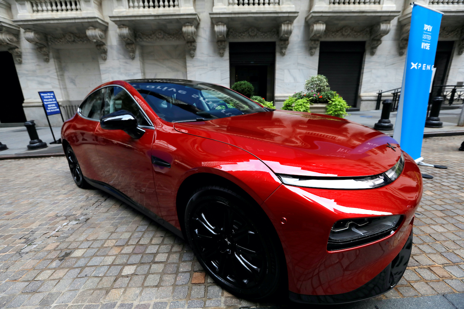 Evergrande Auto Tencent team up to develop operating systems for cars