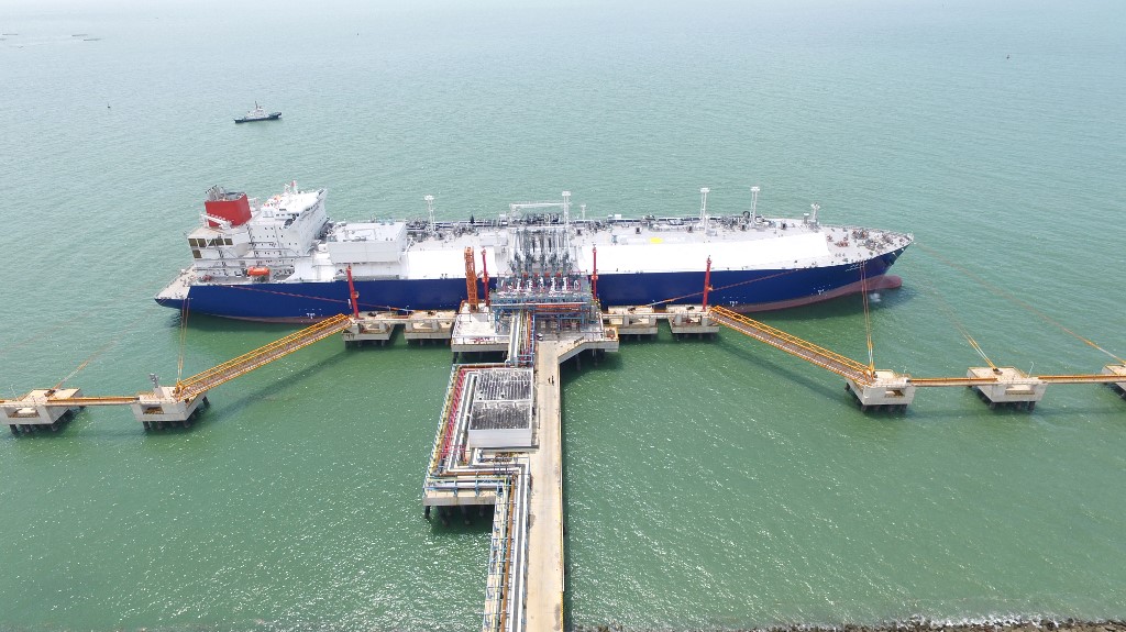 Beijing Gas seeks supply for new LNG import terminal