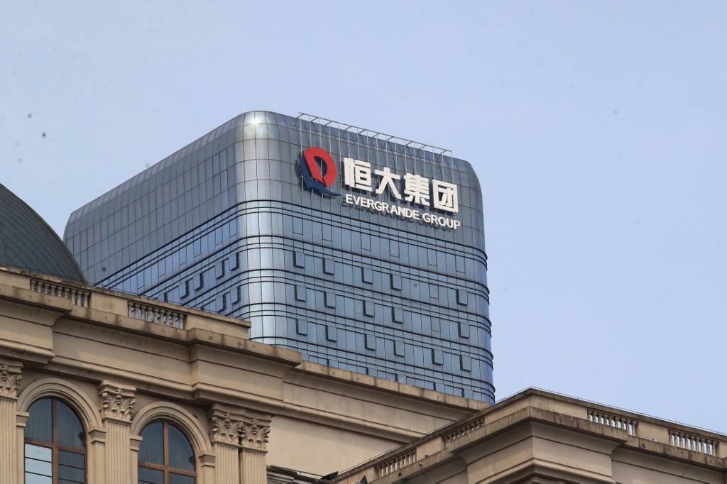 China Evergrande Warns of Default Risks, H1 Profit More Than Doubles