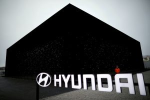 Truckers’ Strike Halves Output at Hyundai’s Biggest Factory