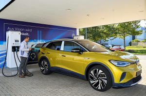 VW’s China Partners Bristle as Carmaker Lavishes Love on New Venture