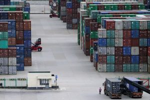China’s Export Growth in June Beats Forecasts, Imports Also Up