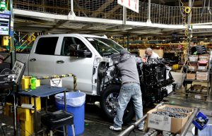 US Automakers Vow To Reach EV Target Despite America’s Truck Love Affair