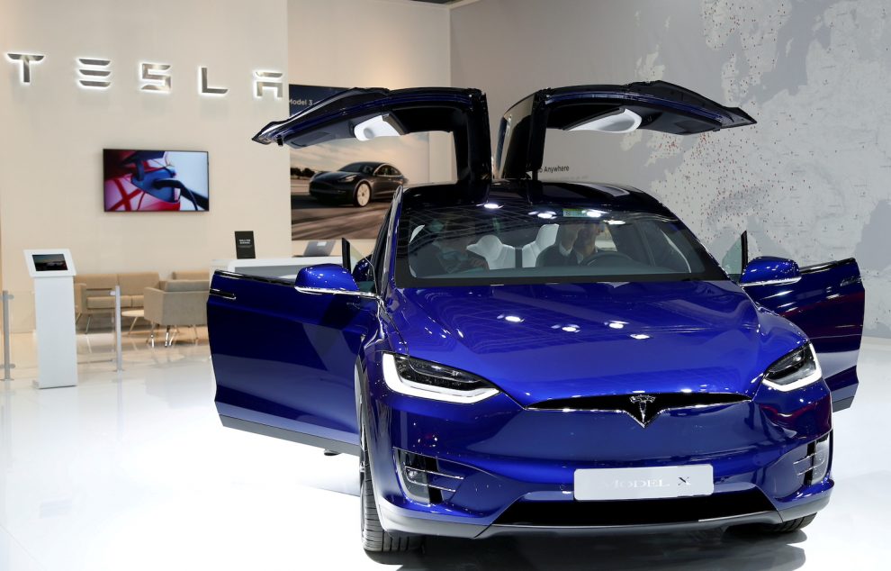 Tesla Forecasts 50% Growth in Vehicle Deliveries in 2022