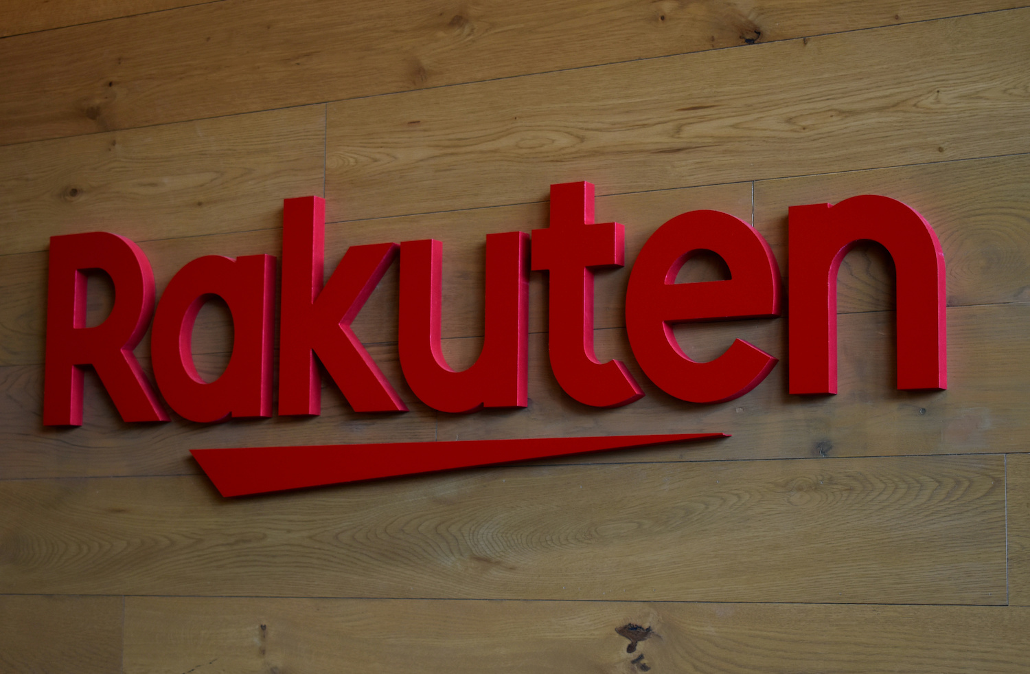 Japan’s Rakuten To Cash In On Banking Unit After Mobile Network Hit