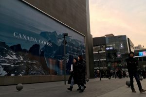 Canada Goose Cuts Forecast Amid China, Covid Concerns