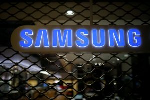 Samsung Fossil Fuel Reliance 'an Investment Risk' - FT