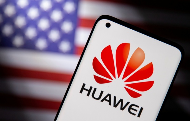 The US FCC is investigating whether Huawei equipment near military bases poses a national security threat.