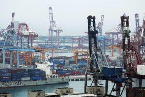 Taiwan's Exports Fall For First Time in Two Years