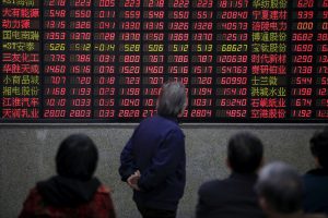Asian Stocks Struggle Despite Easing US Inflation Fears