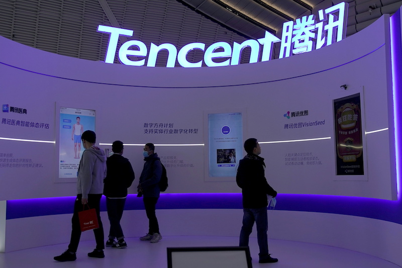 Tencent Shares Fall After Naspers Announces Stake Sale