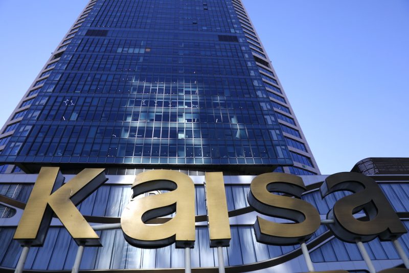 Offshore bondholders of Kaisa have offered $2bn to buy stalled projects from the debt-laden developer so they can be finished, sources say.