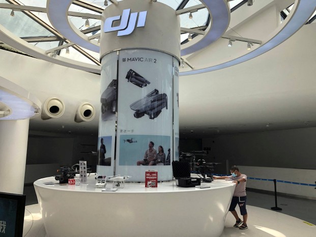 DJI