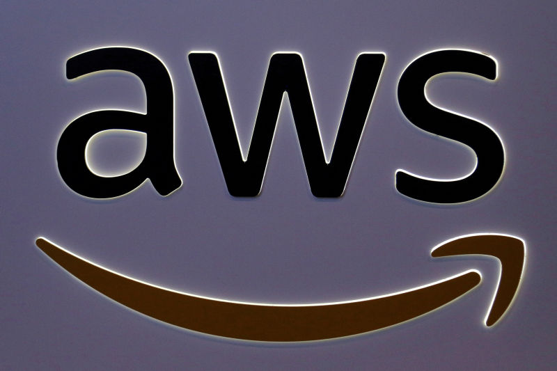 AWS to Share Carbon Data as Tech Giants Green the Cloud – WSJ