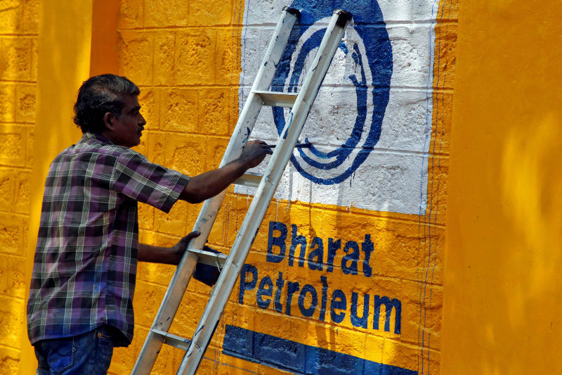 India’s BPCL Seeks Extra Gulf Oil, Fearing Russian Supply Hit
