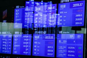 Asia Stocks Slip Amid US Recession, China Crackdown Fears