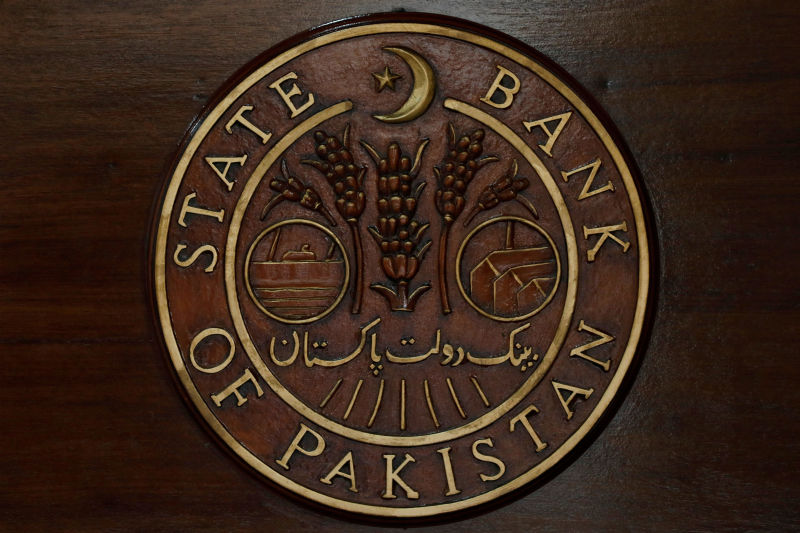 Pakistan Senate Narrowly Passes Central Bank Bill – Dawn