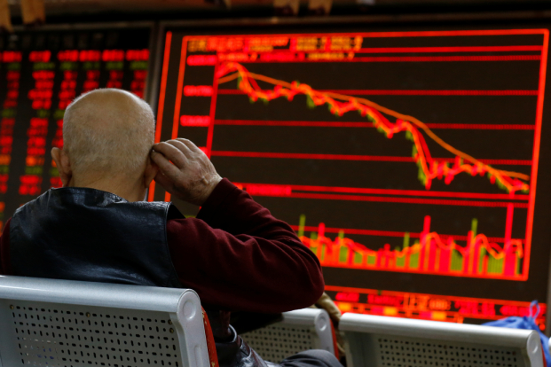 Investor watches bearish market data