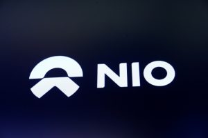 Chinese EV Maker Nio Eyes Hong Kong, Singapore Secondary Listings