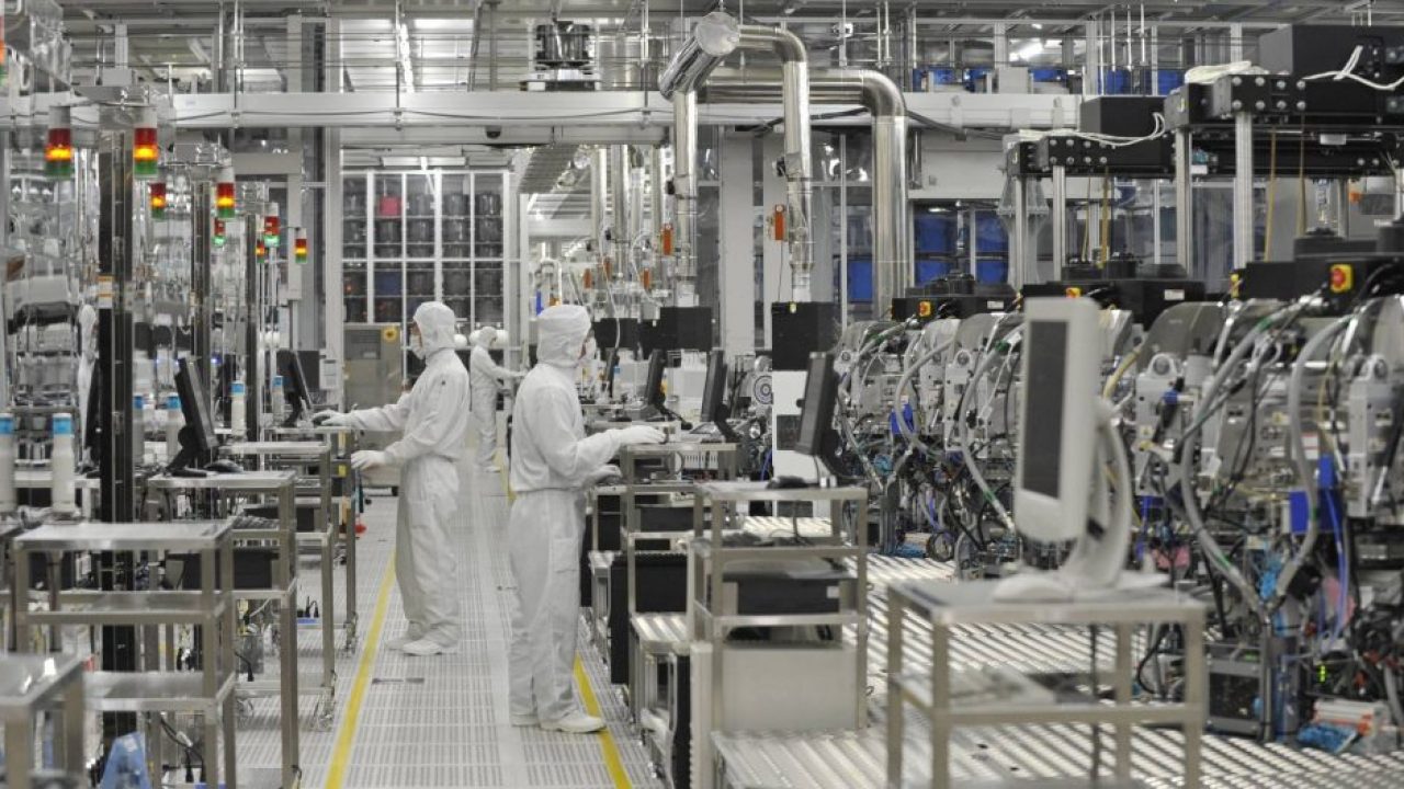 japan-chip-afp-e1645163807362-1280x720.jpeg