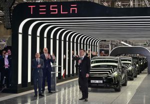 Tesla’s Mighty Profits Eat Into Asian Rivals in EV Price War