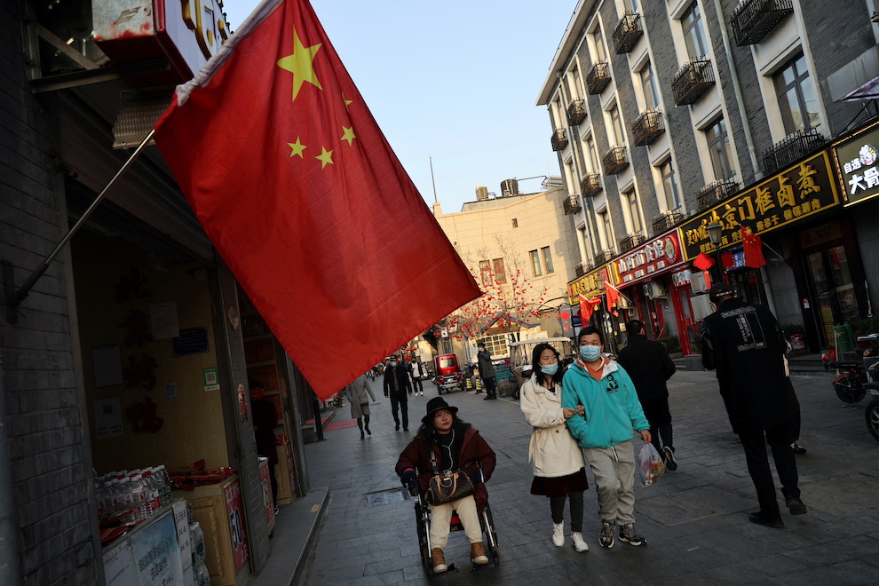 China Stocks Hammered as Covid, Sanction Risks Hit Sentiment