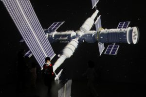 China 'Space Fireballs' Light Up Spanish Sky - MailOnline