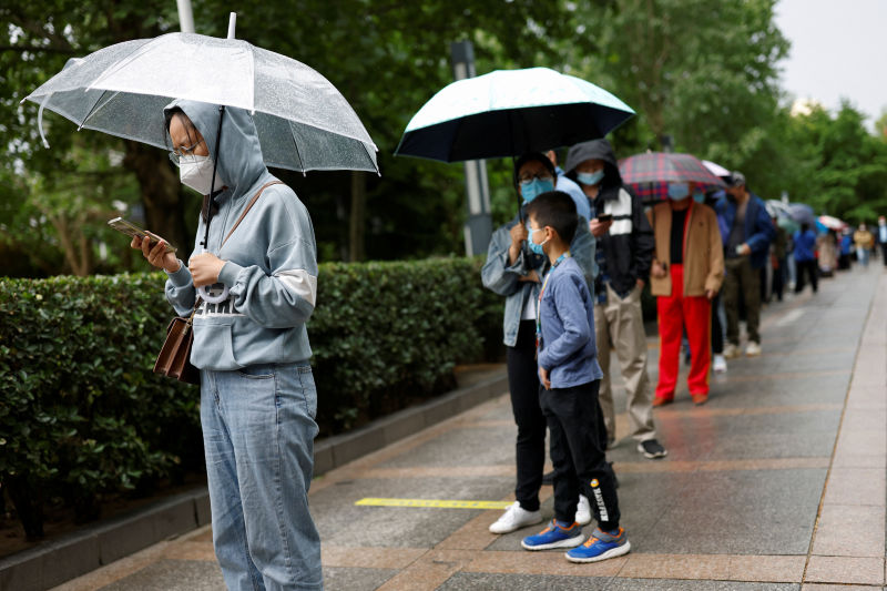 Beijing Shuts More Links, Launches New Mass Testing