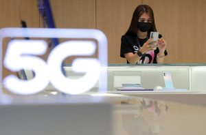 Malaysian Telcos Resist Plan for Minority Stakes in 5G Operator