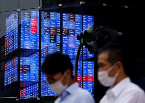 Asia Stocks Advance on China Recovery Bets But Nikkei Slips