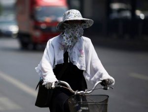China Cities Issue Red Alerts as Heatwave Scorches Nation