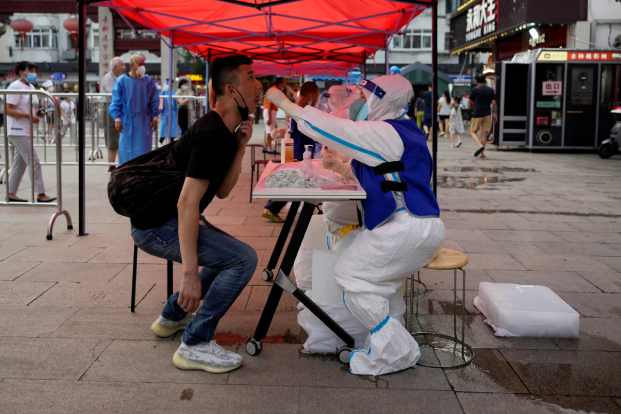 Shanghai Holds Mass Testing As More Cities Extend Lockdowns