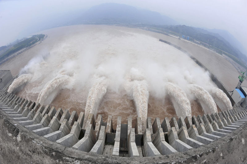 Power Plants in Three Gorges Sold to China Yangtze For $12bn.